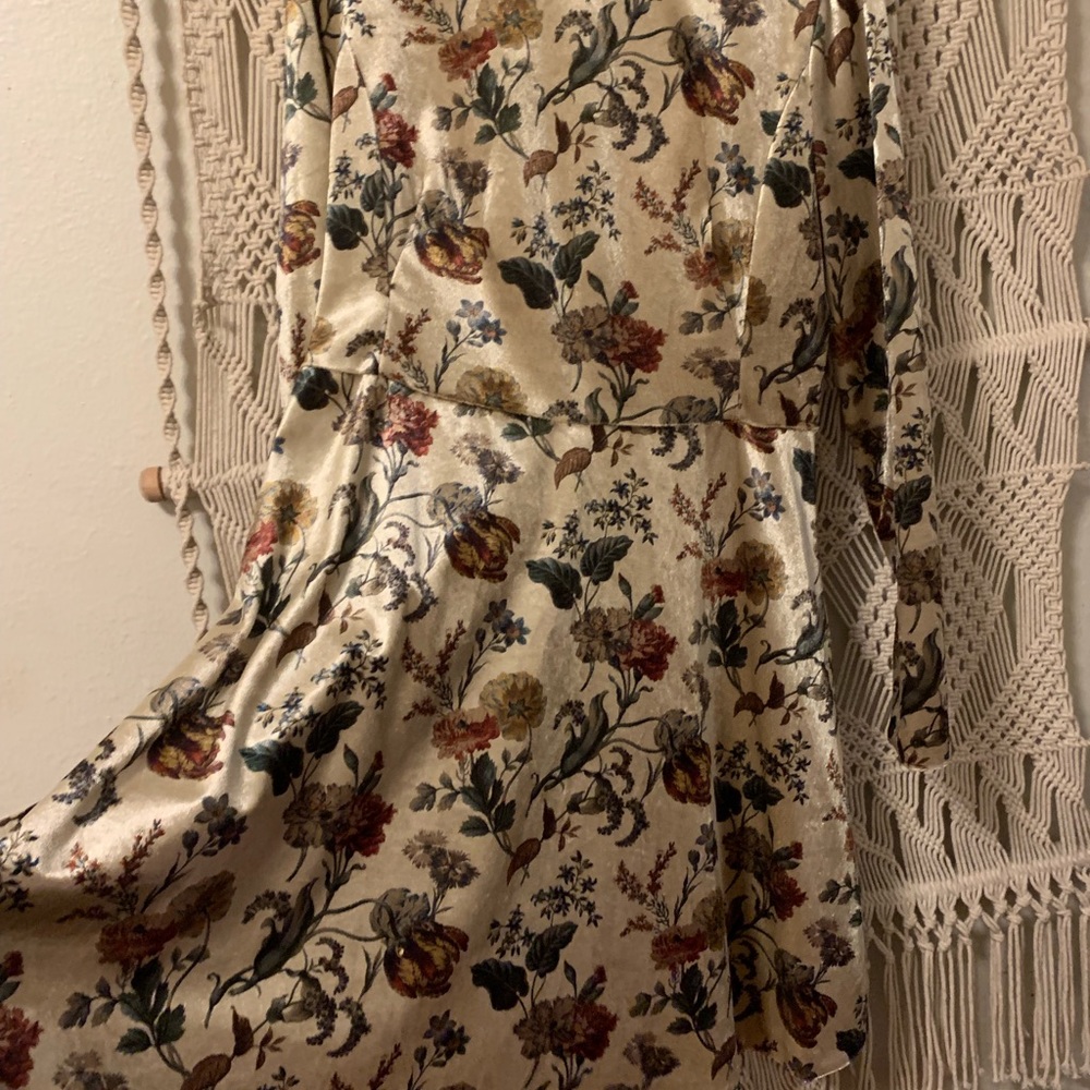 Beautiful velvet dress from Zara